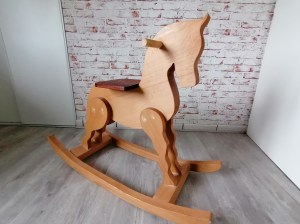cheval en bois